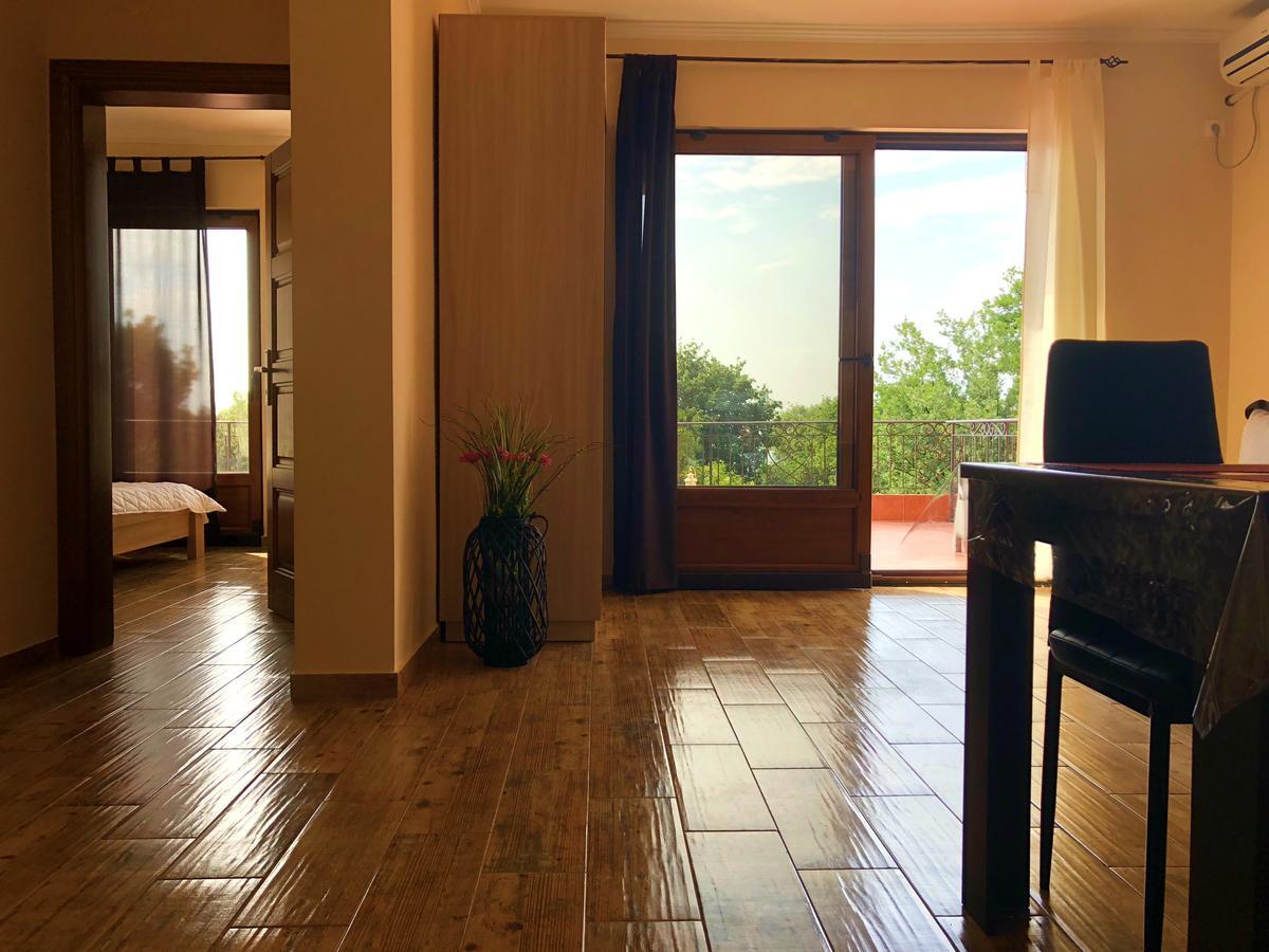 Sun&Sea Apartment Dobra Voda Luaran gambar